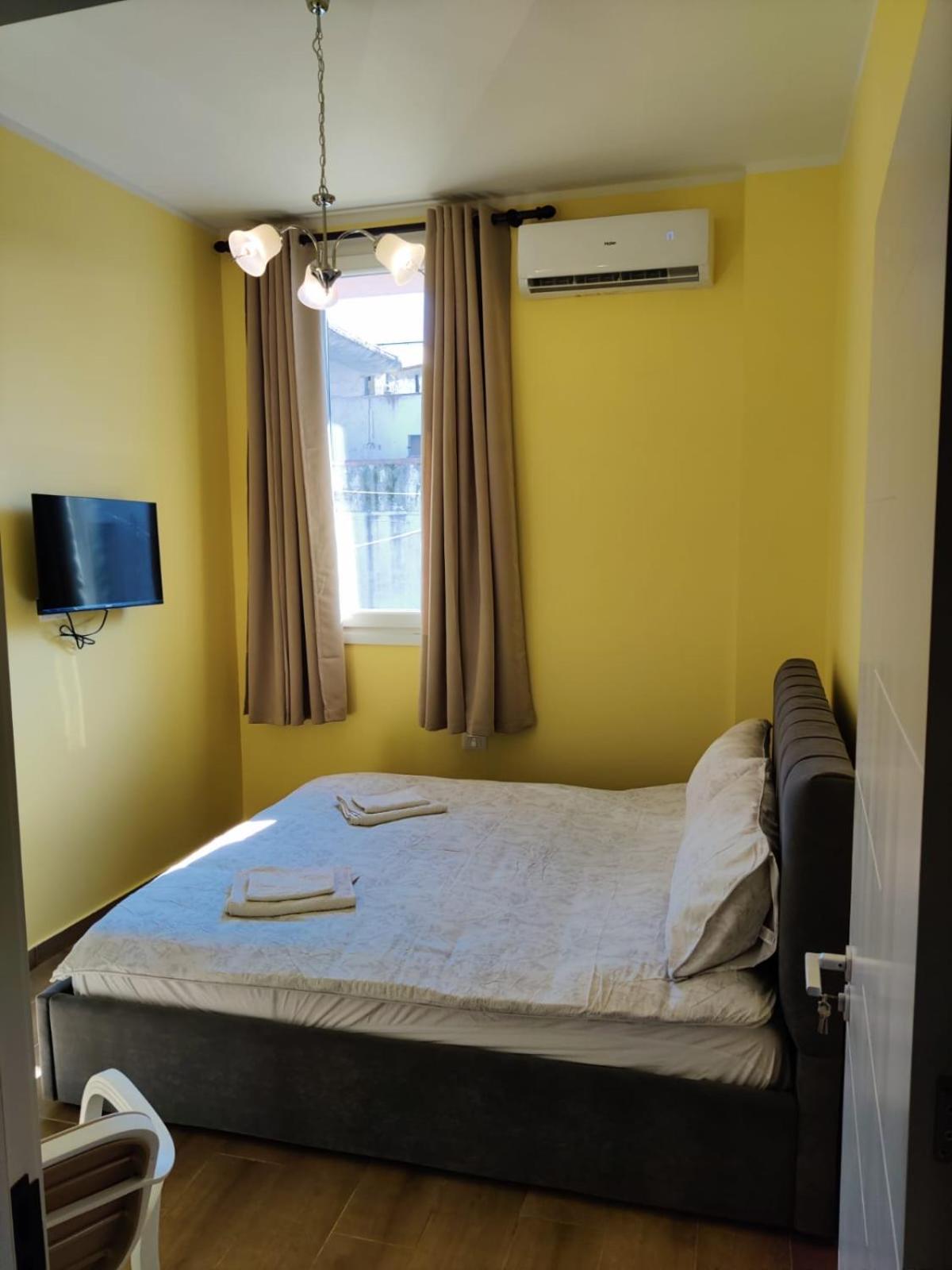 Auto Tana Guest House ติรานา ภายนอก รูปภาพ