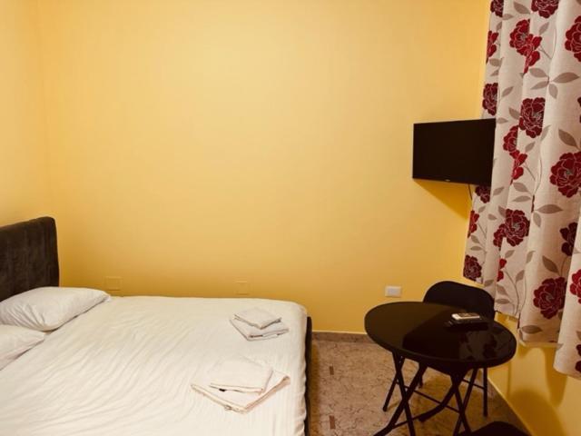 Auto Tana Guest House ติรานา ภายนอก รูปภาพ